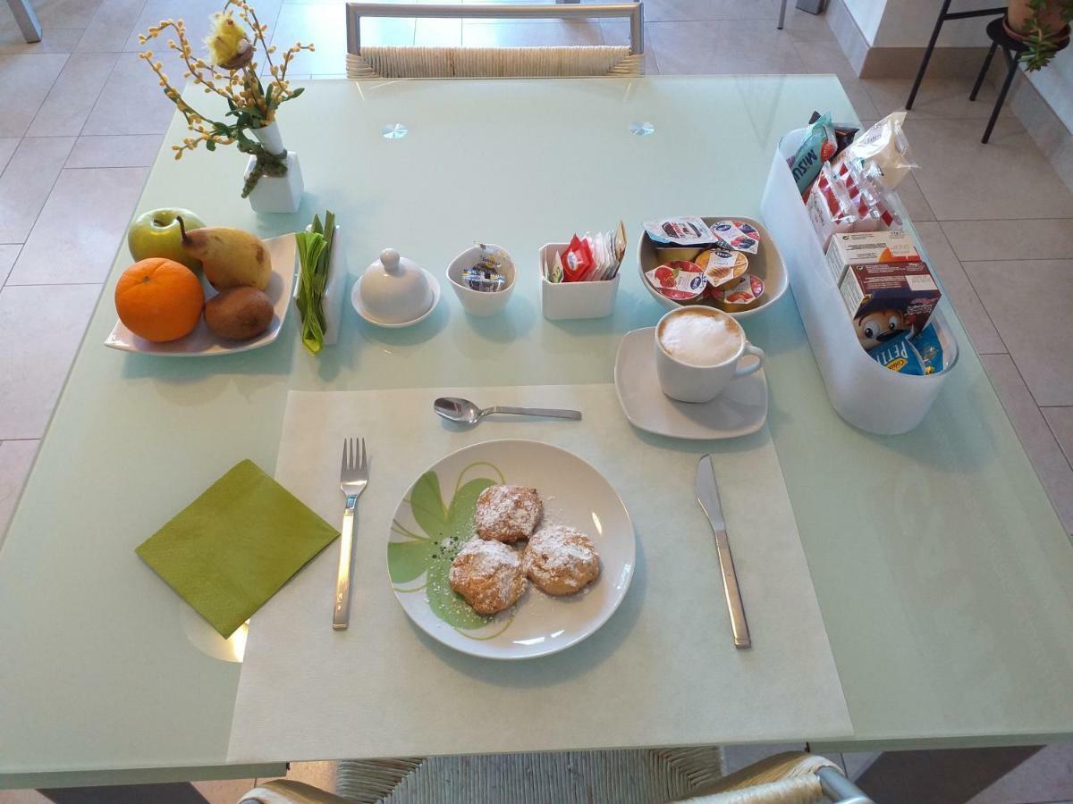 Bed and Breakfast Il Melograno Calitri Exterior foto